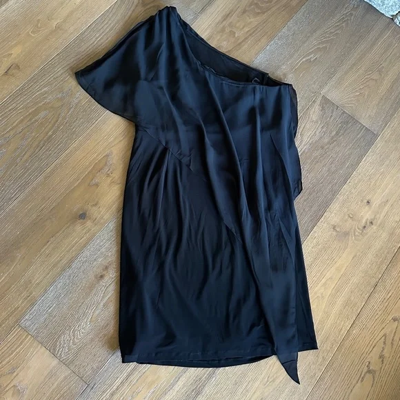 Adrianna Papell Jersey Chiffon Overlay One Shoulder Dress - Picture 11 of 12